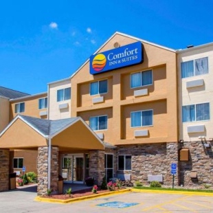 Фотография гостиницы Comfort Inn & Suites Coralville - Iowa City near Iowa River Landing