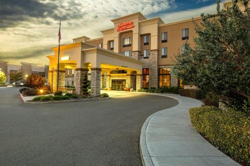 Фотография гостиницы Hampton Inn & Suites Sacramento-Elk Grove Laguna I-5