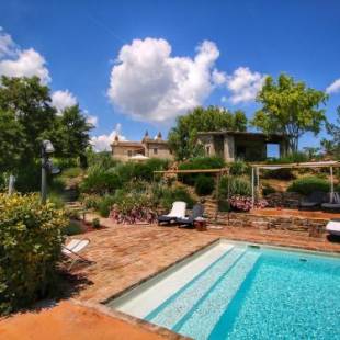 Фотографии гостевого дома 
            Valley-View Farmhouse in Umbertide with Pool and BBQ