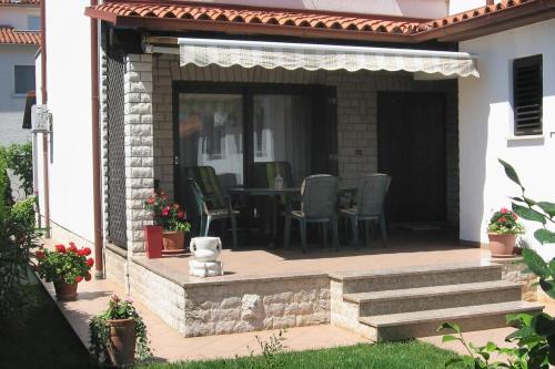 Фотография гостевого дома Apartments by the sea Fazana - 7192