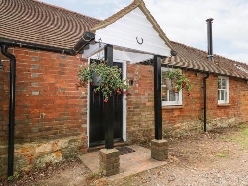 Фотографии гостевого дома 
            Stables Cottage