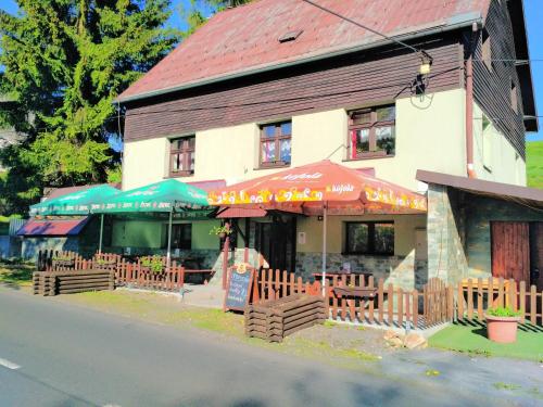 Фотографии гостевого дома 
            Penzion a restaurace V Háji