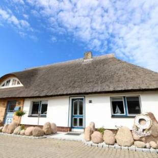 Фотографии гостевого дома 
            Haus an der Wiek mit Terrasse