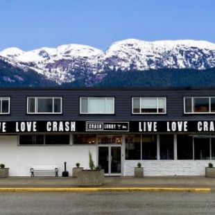 Фотография гостиницы Crash Hotel Squamish