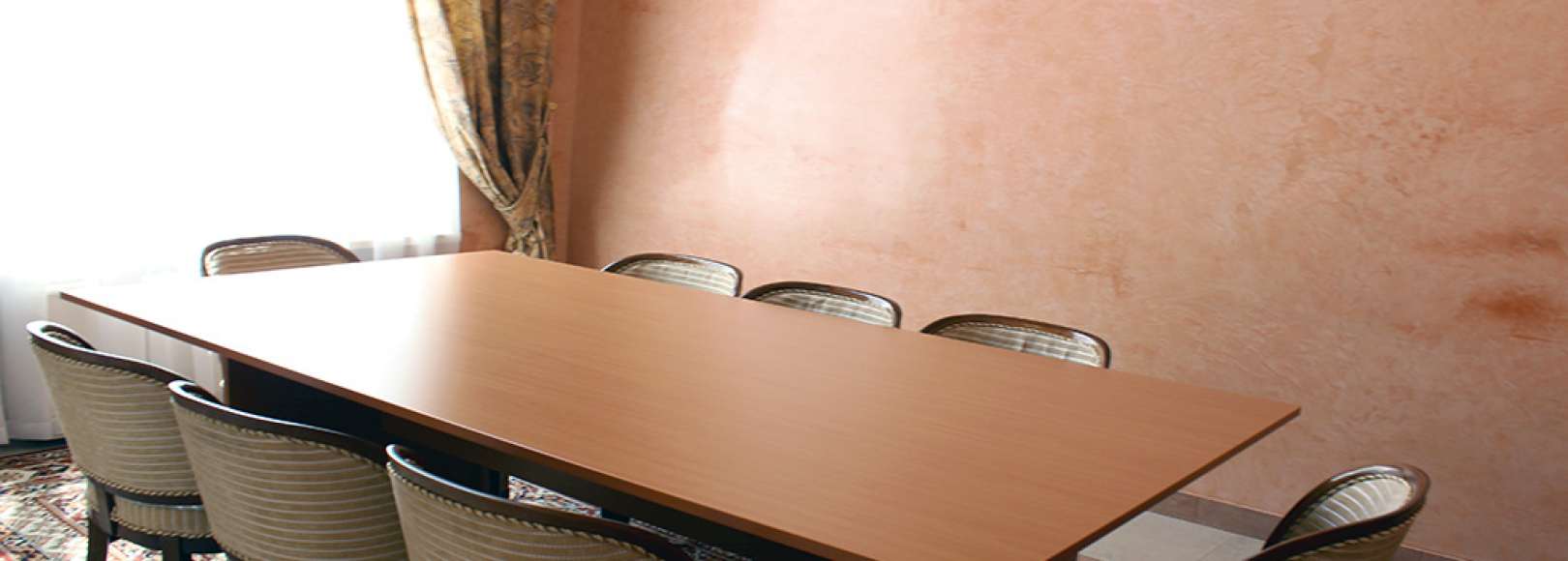 Фотография комнаты для переговоров Комната переговоров