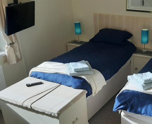 Фотография гостевого дома Grimsby-Cleethorpes Sleeps 7