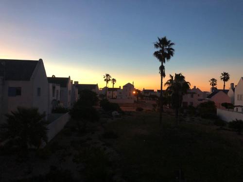 Фотографии гостевого дома
Red Bench Cottage