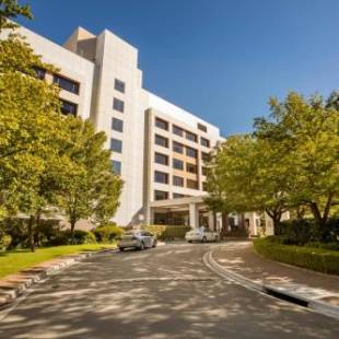 Фотографии гостиницы 
            Crowne Plaza Canberra, an IHG Hotel