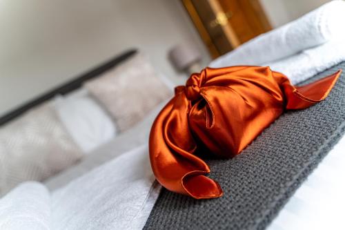 Фотография гостевого дома The Salisbury I Self-contained Large Executive House with Great Living Space & Courtyard