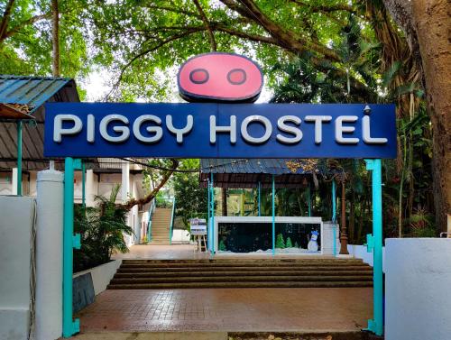 Фотографии хостела 
            Piggy Hostel Calangute