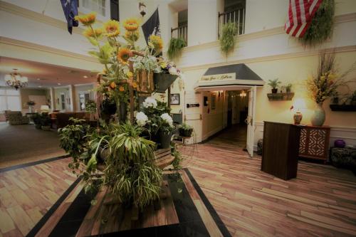 Фотография гостиницы Inn on the Square