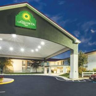 Фотографии гостиницы 
            La Quinta Inn by Wyndham Waldorf