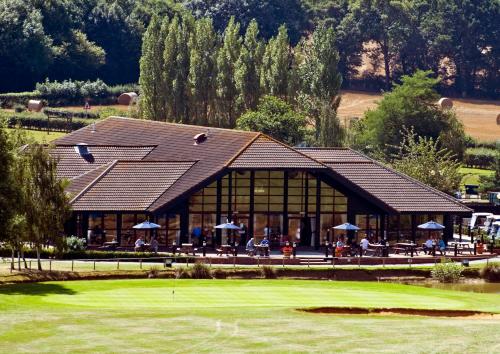 Фотография гостиницы Weald of Kent Golf Course and Hotel