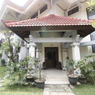 Фотография гостевого дома RedDoorz Syariah near Gelora Delta Sidoarjo