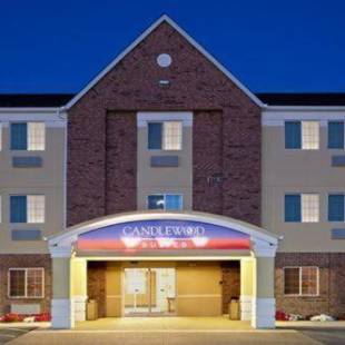 Фотографии гостиницы 
            Candlewood Suites Indianapolis - South, an IHG Hotel