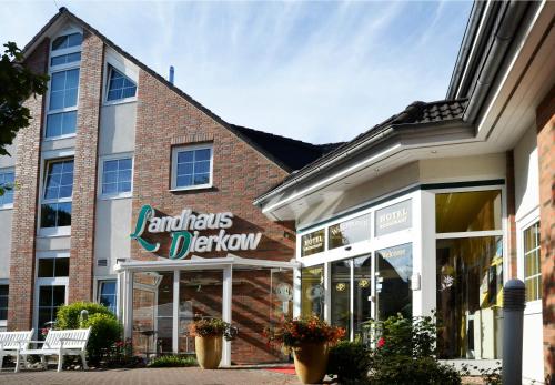 Фотография гостиницы Hotel Landhaus Dierkow