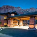 Фотография гостиницы Hampton Inn & Suites Springdale/Zion National Park