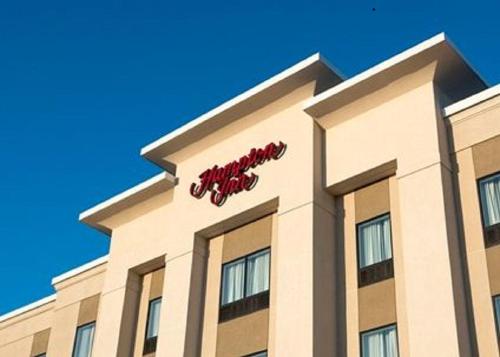 Фотография гостиницы Hampton Inn Kalamazoo