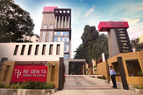 Фотографии гостиницы 
            Regenta Central the Crystal Kanpur, Harsh Nagar