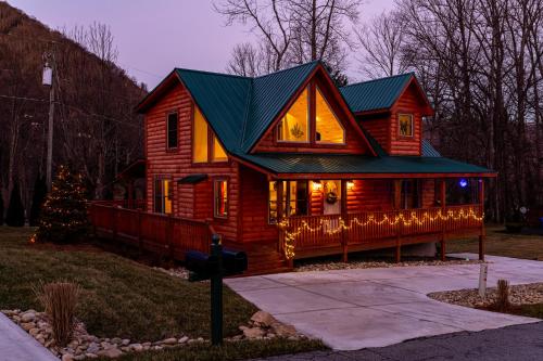 Фотографии гостевого дома 
            The Red Fox Cabin