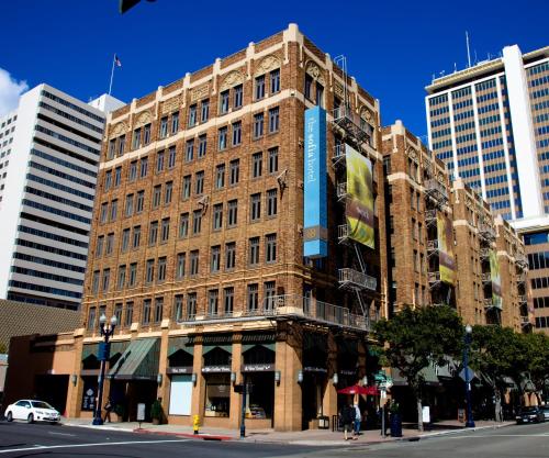 Фотография гостиницы The Sofia Hotel