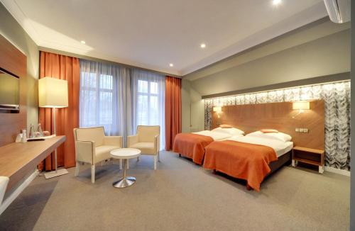 Фотография гостиницы Restauracja RETRO & OAK ROOMS