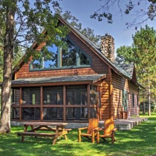 Фотография гостевого дома Alluring Nisswa Cabin on Gull Lake with Fireplace!