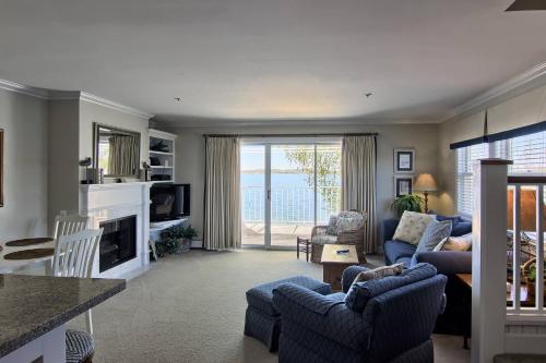 Фотография гостевого дома 315 Water Street Inn