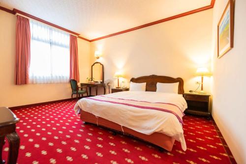 Фотография гостиницы East Commercial Affairs Hotel