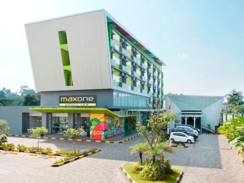 Фотография гостиницы The Bountie Hotel and Convention Centre Sukabumi