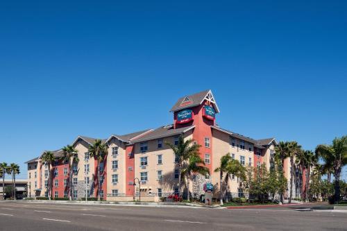 Фотография гостиницы TownePlace Suites Los Angeles LAX Manhattan Beach