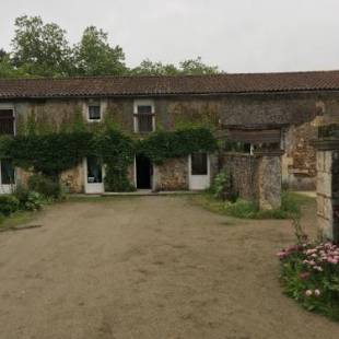 Фотографии гостевого дома 
            Ferme Gite Equestre En Charente