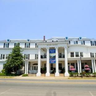 Фотографии гостиницы 
            Historic Boone Tavern