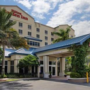 Фотографии гостиницы 
            Hilton Garden Inn Miami Airport West