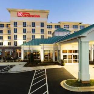 Фотографии гостиницы 
            Hilton Garden Inn Charlotte Airport