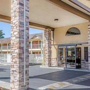 Фотографии гостиницы 
            Quality Inn & Suites Woodland- Sacramento Airport