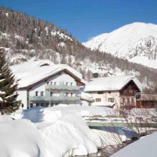 Фотографии мини отеля
Hotel Furka