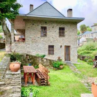 Фотографии гостевого дома 
            Stone-built Traditional House "Snow White"