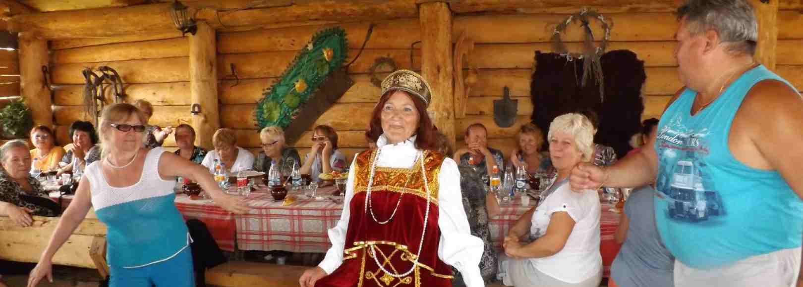 Фотография центра развлечений Экскурсионное бюро