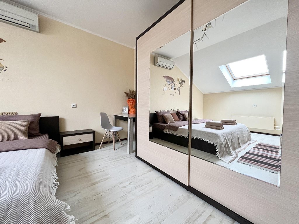 Фотография квартиры Rental Family Rooms (Рентал Фэмили) на улице 25 Октября