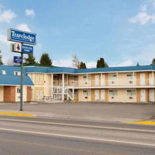 Фотографии гостиницы 
            Travelodge by Wyndham Quesnel BC