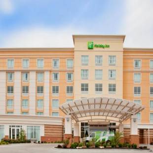 Фотографии гостиницы 
            Holiday Inn Kansas City Airport, an IHG Hotel