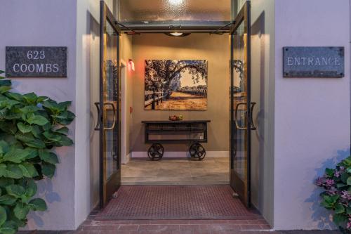 Фотография мини отеля R Inn Napa