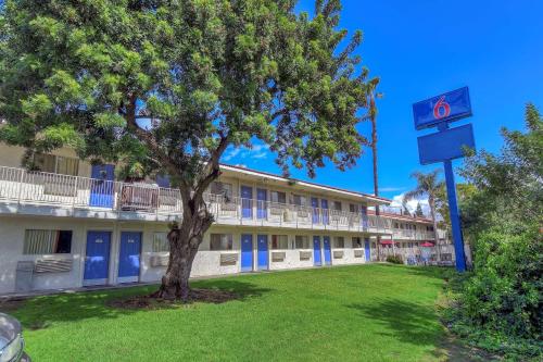 Фотография гостиницы Motel 6-Chino, CA - Los Angeles Area