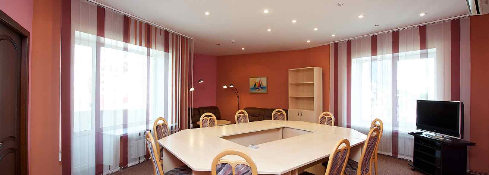 Фотография комнаты для переговоров Октябрьская Розовый зал