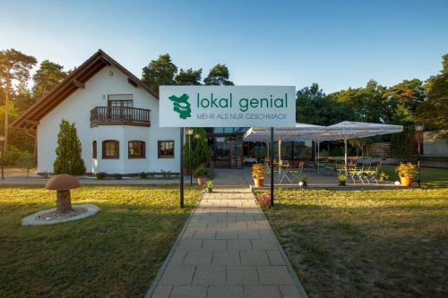 Фотография гостевого дома Lokal Genial Pension & Restaurant