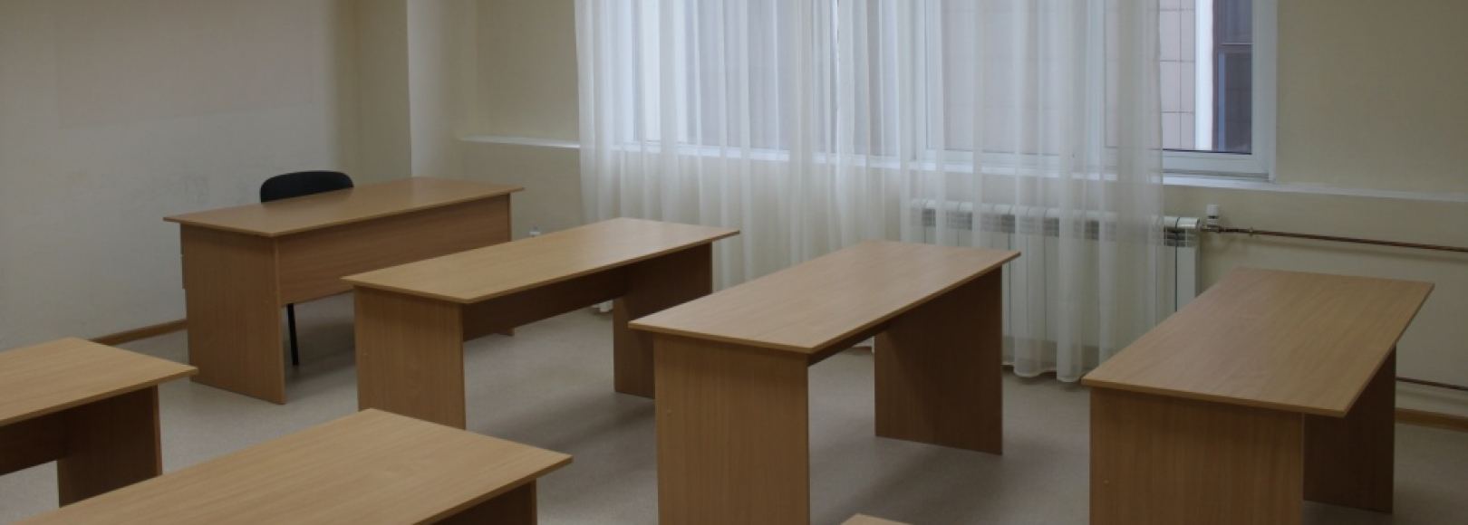 Фотография конференц-зала ГБУК ИОГУНБ Кабинет 401 – Лекционный зал