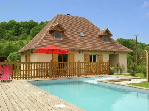 Фотография гостевого дома Modern Holiday Home with Private Pool in Loubressac France