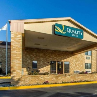 Фотография гостиницы Quality Inn Burlington near Hwy 34