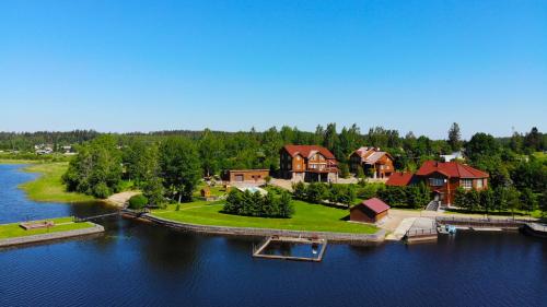 Фотография гостевого дома Имение Богатыри